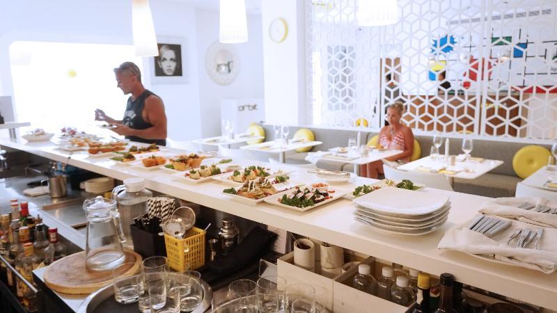 Chill Hotel Seminyak Экстерьер фото